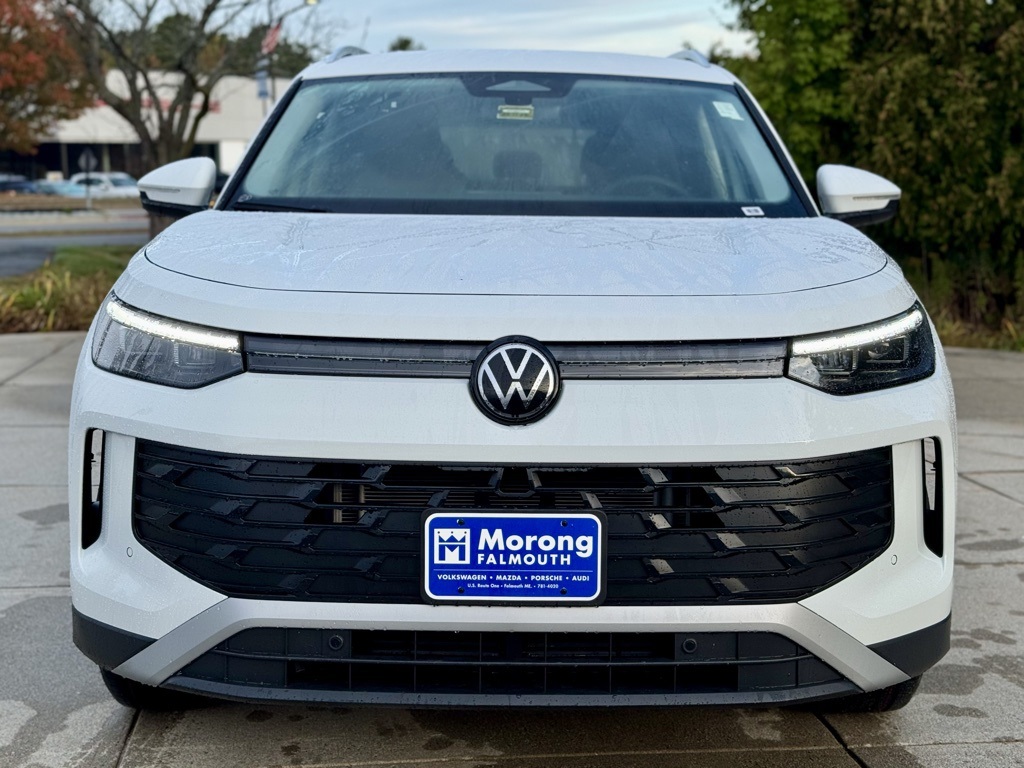 2025 Volkswagen Tiguan S photo 2