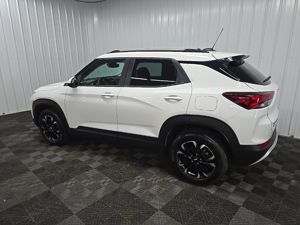 2023 Chevrolet Trailblazer LT photo 4