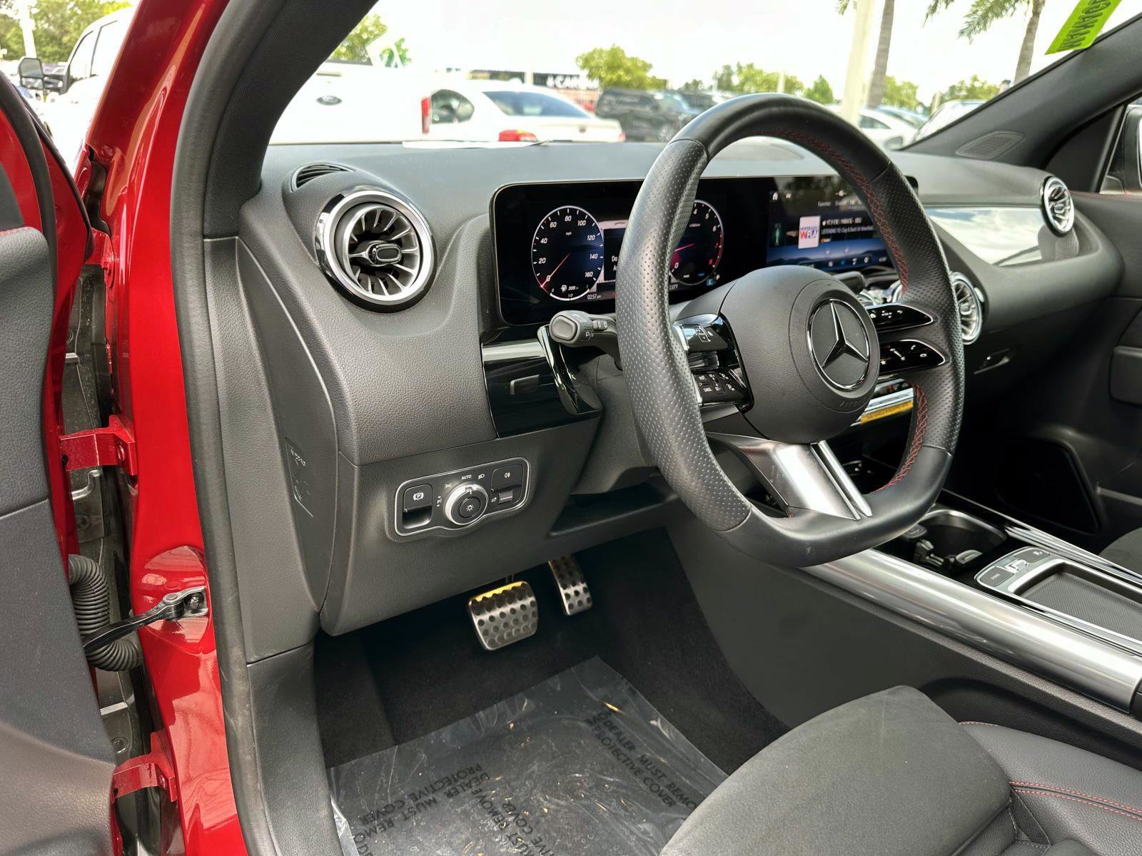 2025 Mercedes Benz GLA 250 AMG photo 20