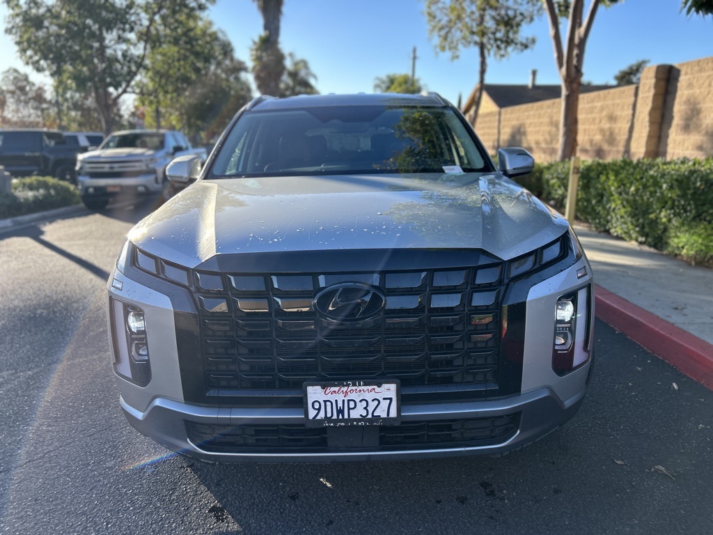 Used 2023 Silver Hyundai SEL image 2