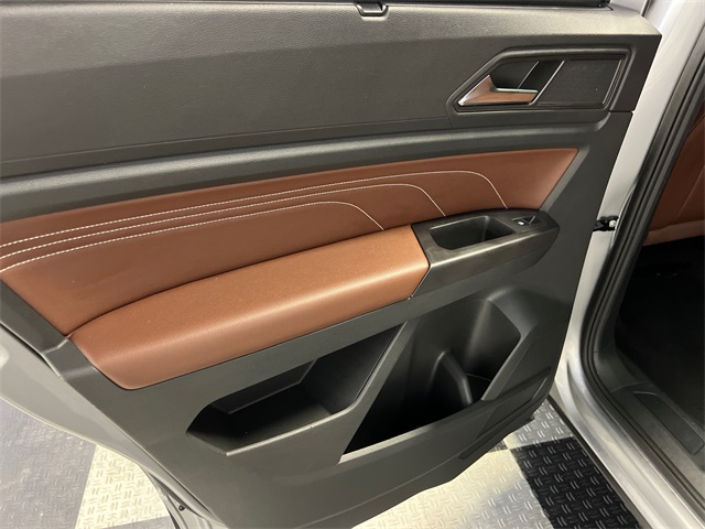 2022 Volkswagen Atlas V6 SE Technology photo 15
