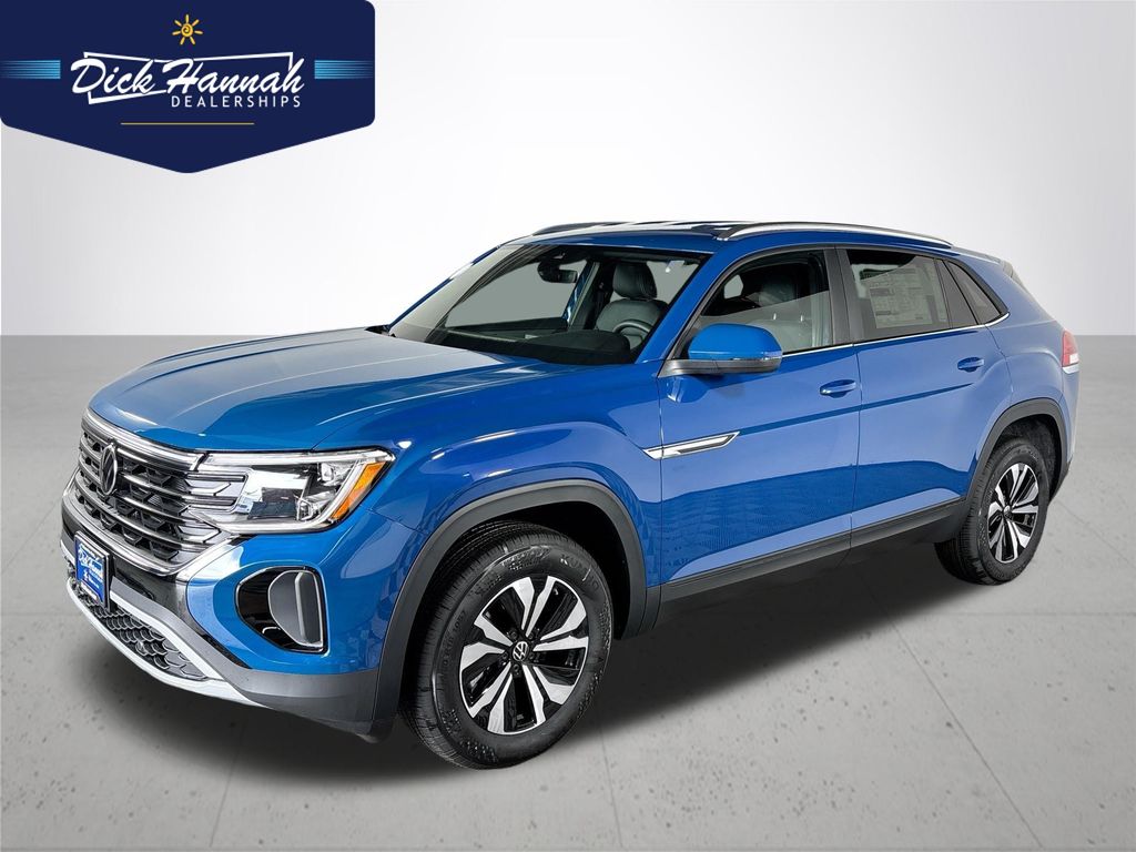 2025 Volkswagen Atlas Cross Sport SE's photo