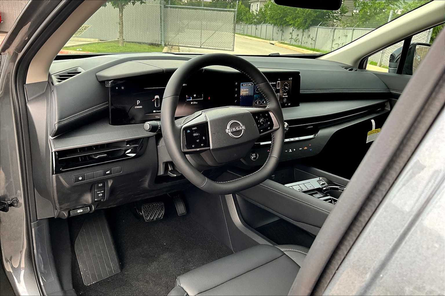 2025 Nissan Murano SV photo 9