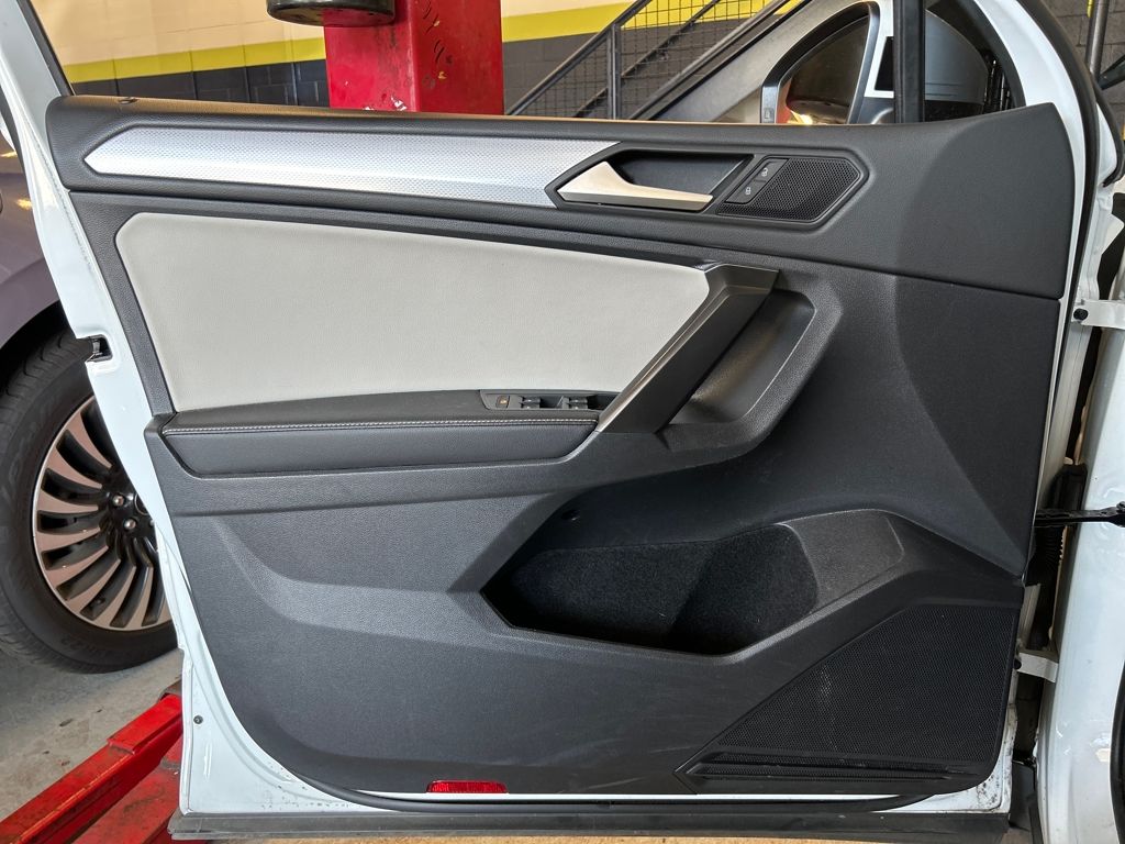 2022 Volkswagen Tiguan S photo 6