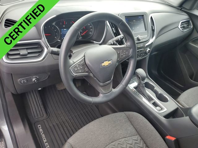 2024 Chevrolet Equinox LT photo 2