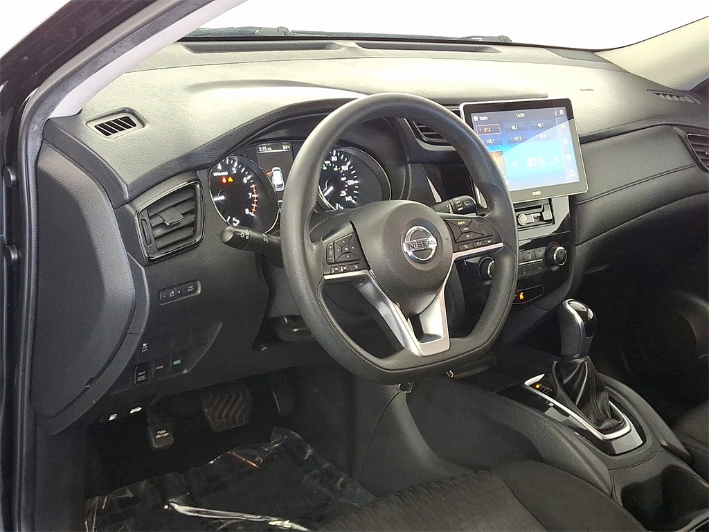 2017 Nissan Rogue S photo 15