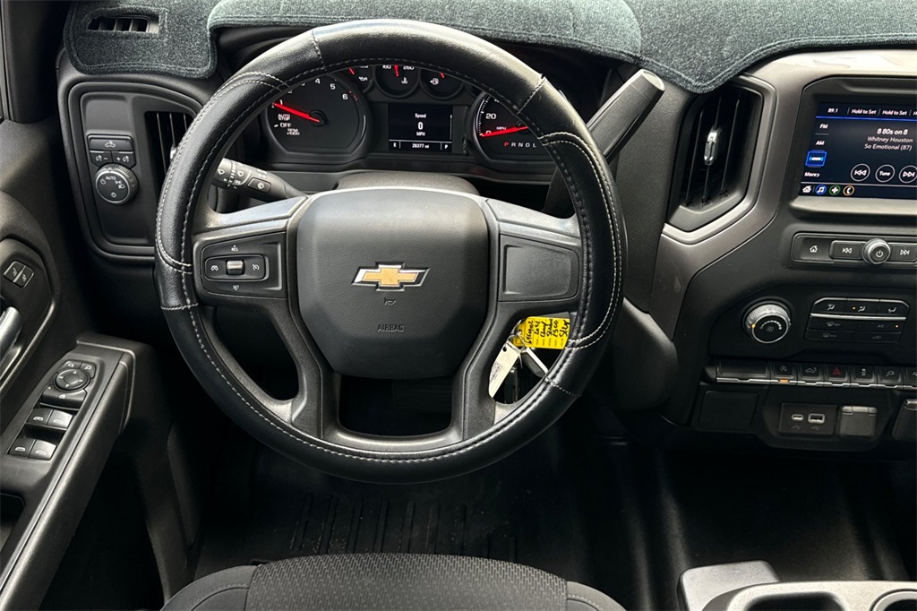 2021 Chevrolet Silverado 1500 Custom photo 13