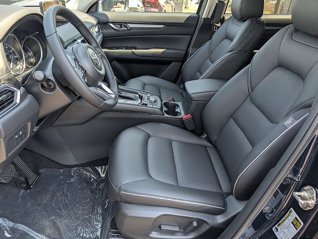 2025 Mazda CX-5 2.5 Select photo 21