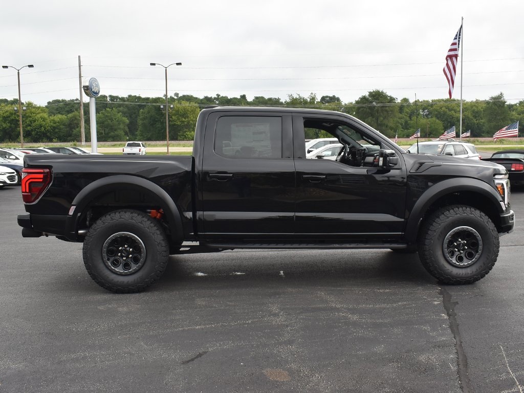 2025 Ford F-150 Raptor photo 11