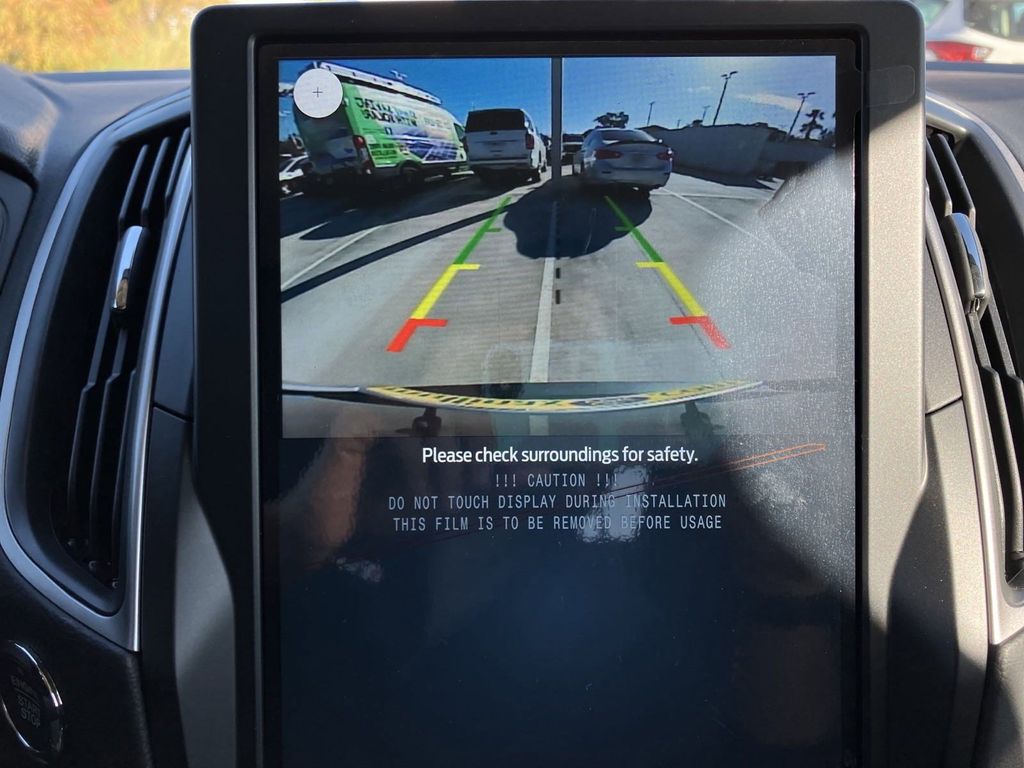 2024 Ford Edge SE photo 4
