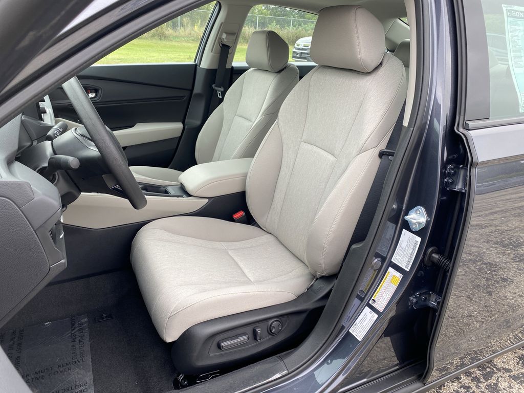 2025 Honda Accord SE photo 4
