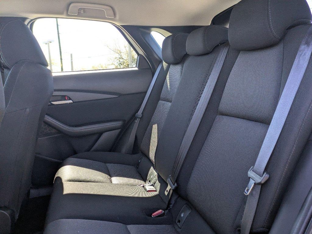 2025 Mazda CX-30 2.5 S photo 12