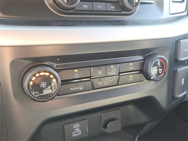 2022 Ford F-150 XLT photo 23