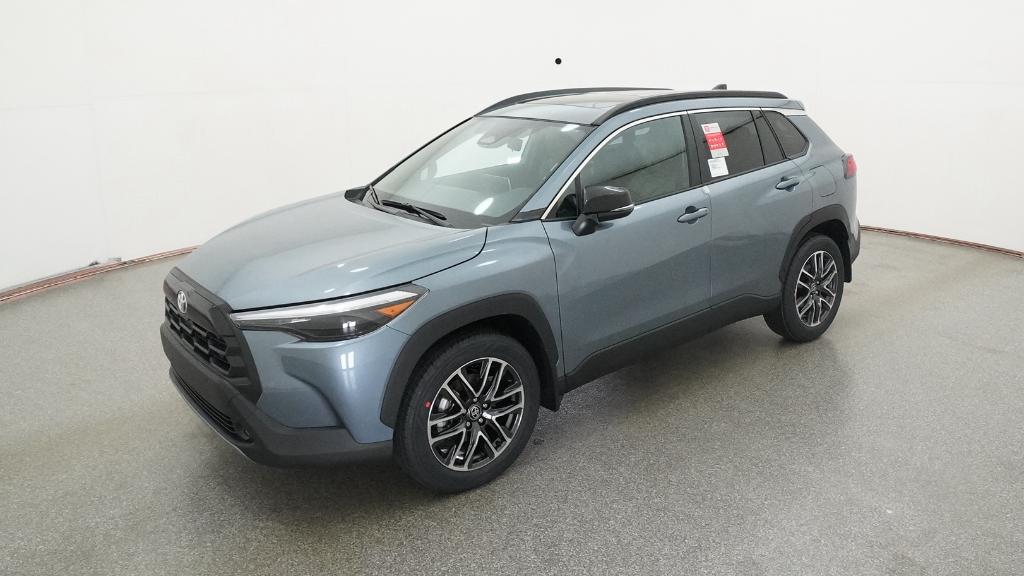 2026 Toyota Corolla Cross XLE's photo