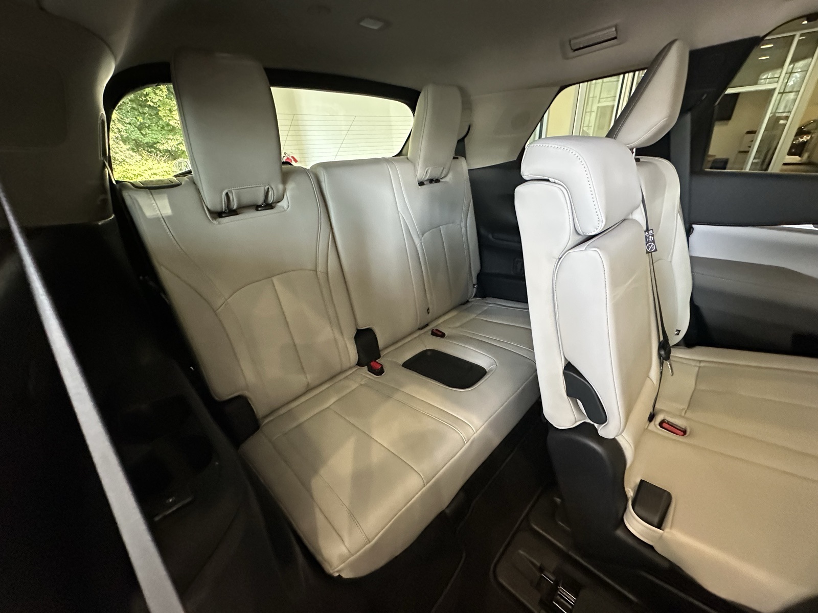 2026 Infiniti QX60 Luxe photo 41