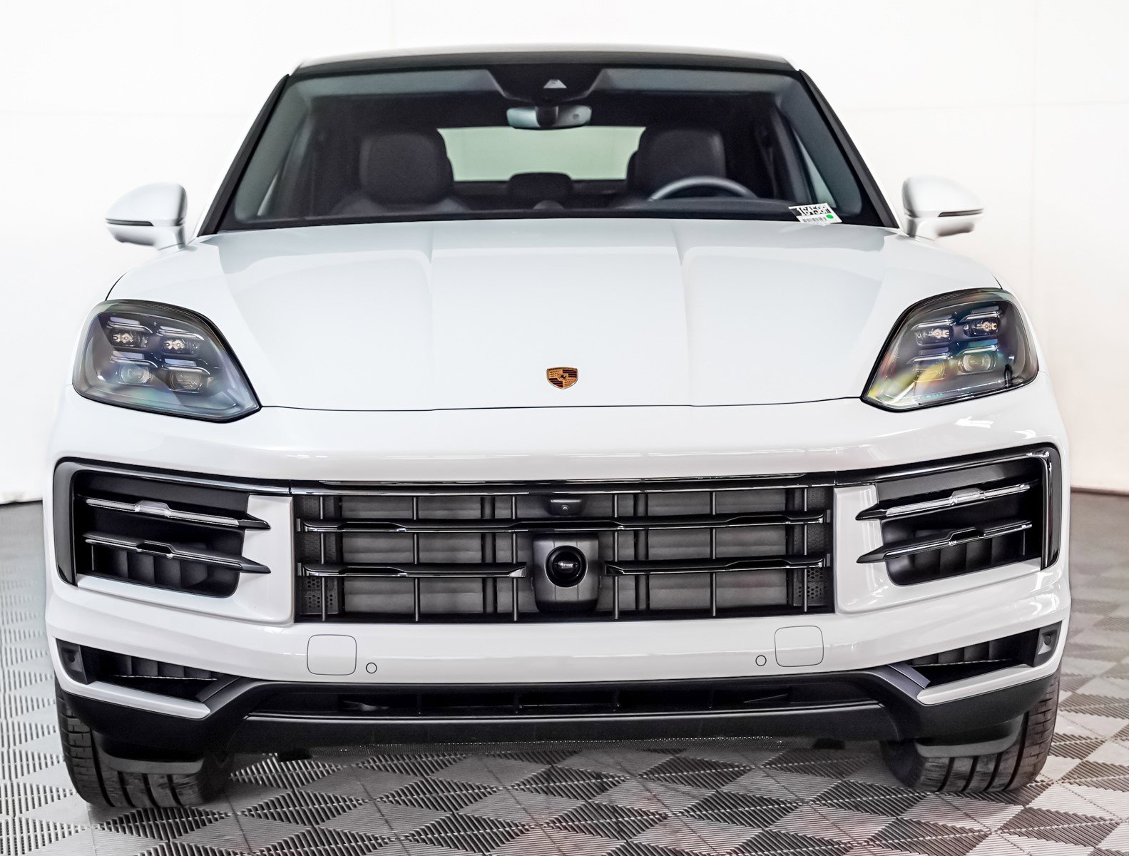 2025 Porsche Cayenne E-Hybrid Coupe photo 7