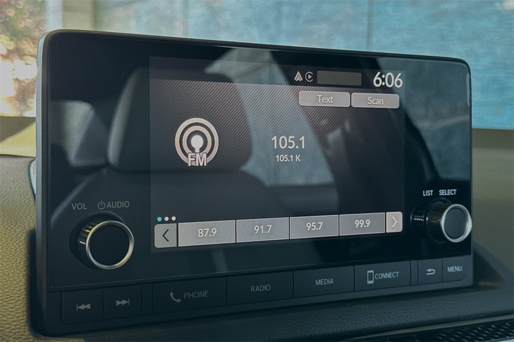 2025 Honda Civic Hybrid Sport photo 17