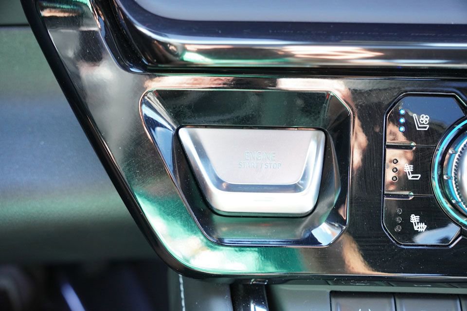 2024 Gmc Sierra 1500 AT4X photo 31