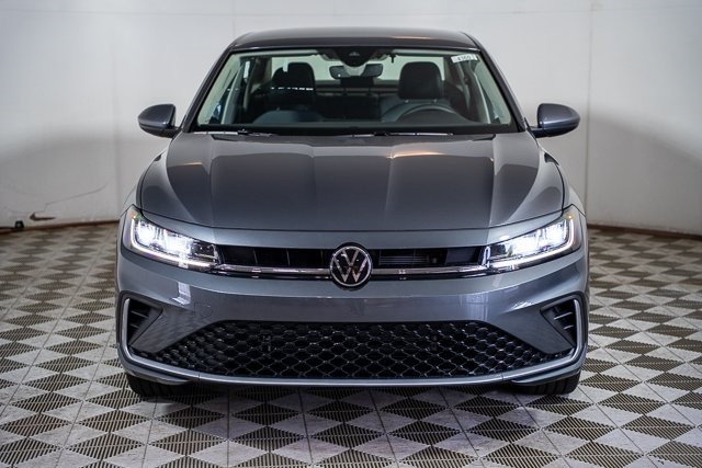 2025 Volkswagen Jetta 1.5T SE photo 4