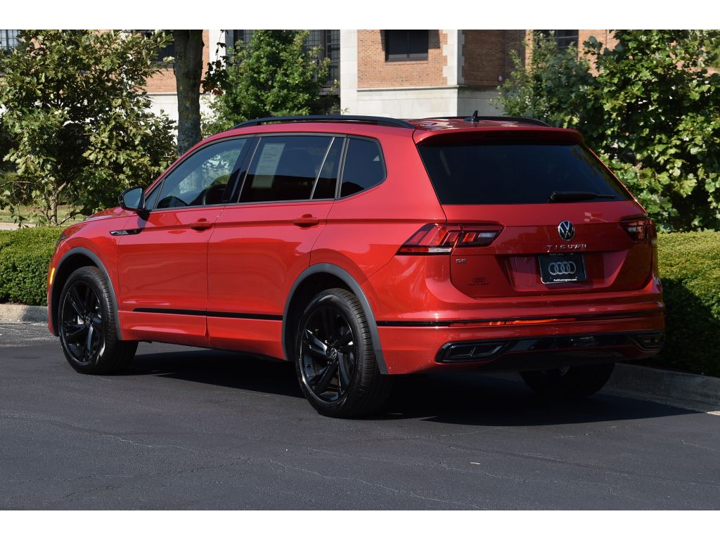 2024 Volkswagen Tiguan SE R-Line Black photo 6