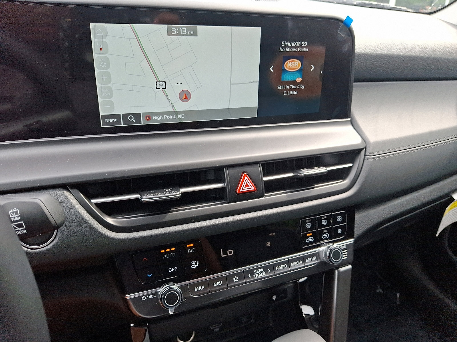 2025 Kia Seltos EX photo 8