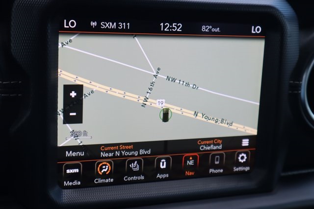 2021 Jeep Wrangler Unlimited Sahara photo 13
