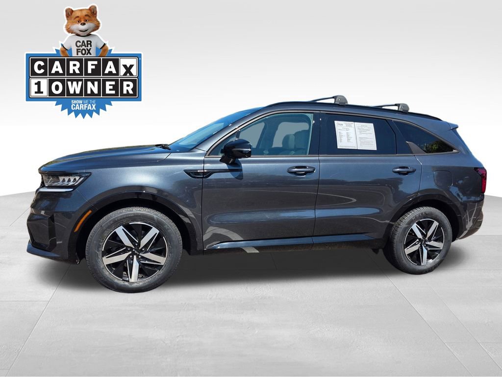 2022 Kia Sorento S photo 3