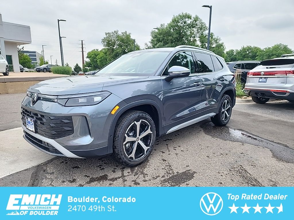 2025 Volkswagen Tiguan SE's photo