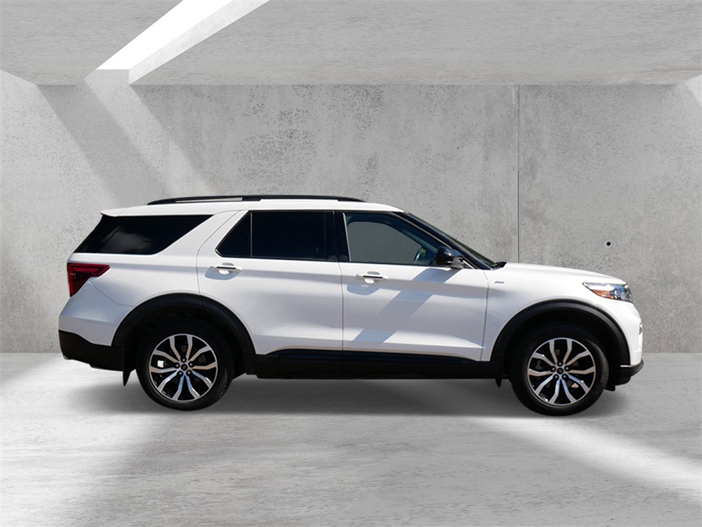 Certified 2022 Ford Explorer ST Line with VIN 1FMSK8KH8NGB55510 for sale in White Bear Lake, Minnesota