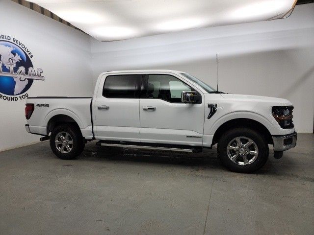 2025 Ford F-150 XLT photo 3