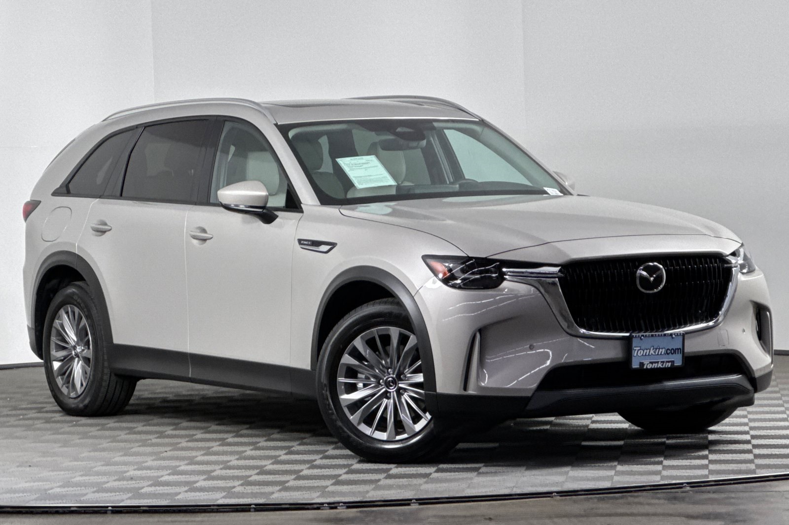 2025 Mazda CX-90 Preferred photo 2