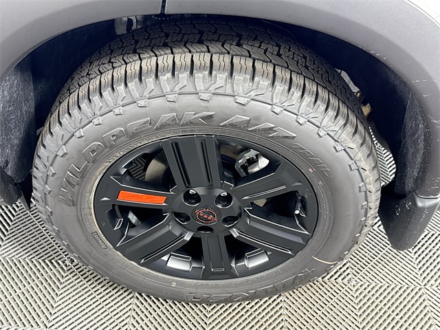 2026 Nissan Rogue SV photo 2