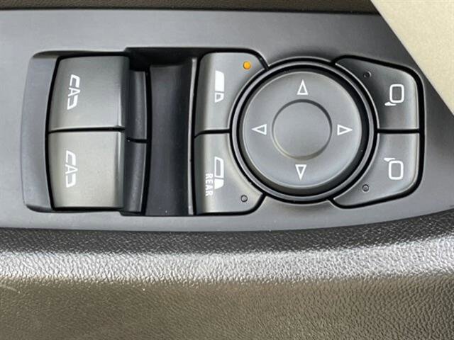 2021 Chevrolet Camaro 2LT photo 13