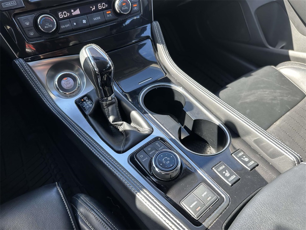 2017 Nissan Maxima SL photo 24