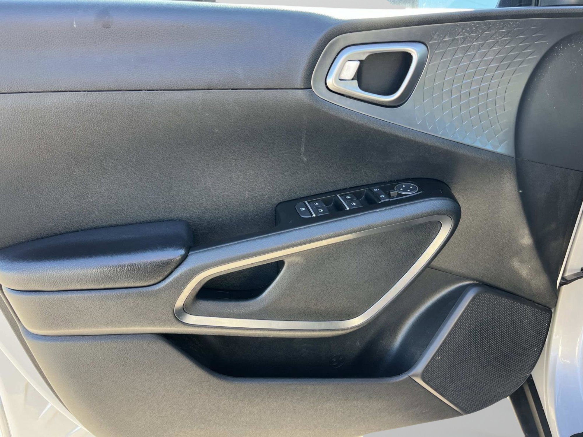 2020 Kia Soul EX photo 24