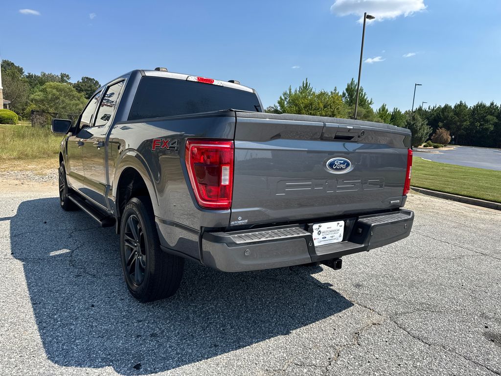 2021 Ford F-150 XLT photo 5
