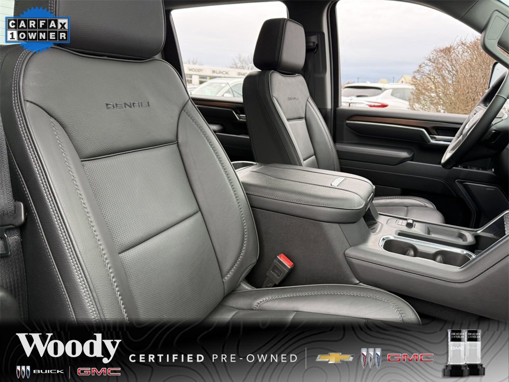 2025 GMC SIERRA HD - Image 38