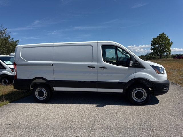 2025 Ford Transit photo 2