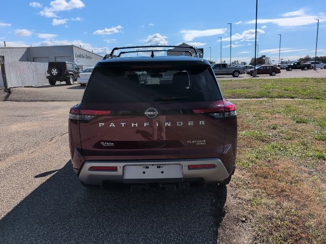 2022 Nissan Pathfinder Platinum photo 3