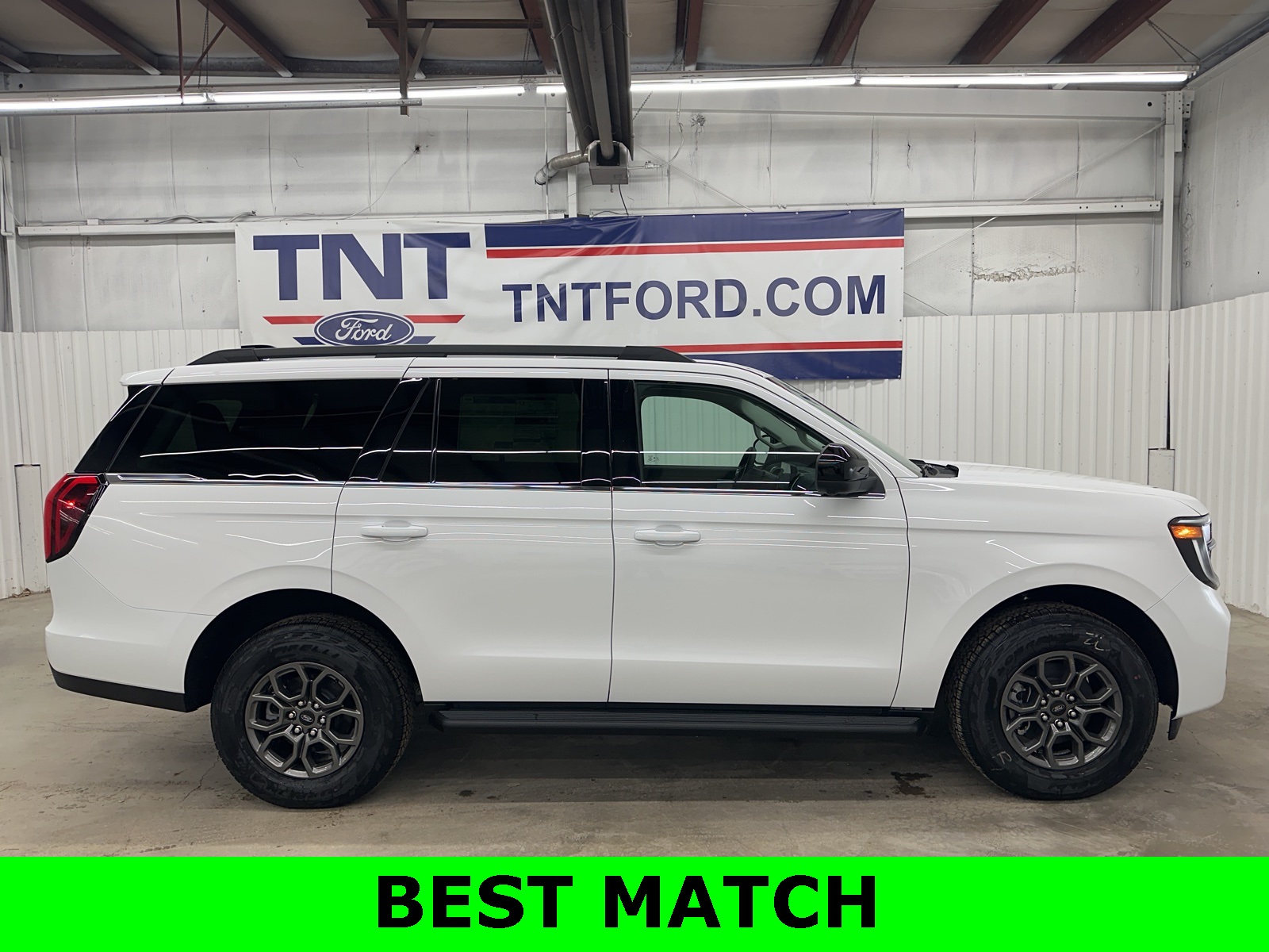 2025 Ford Expedition Active's photo