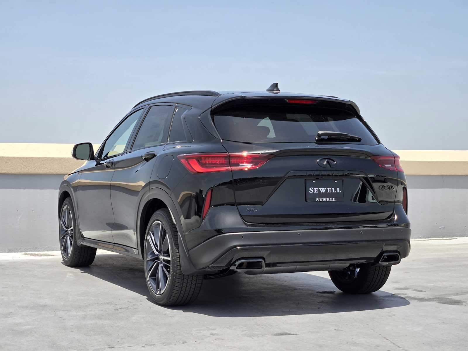 2025 Infiniti QX50 SPORT AWD photo 3