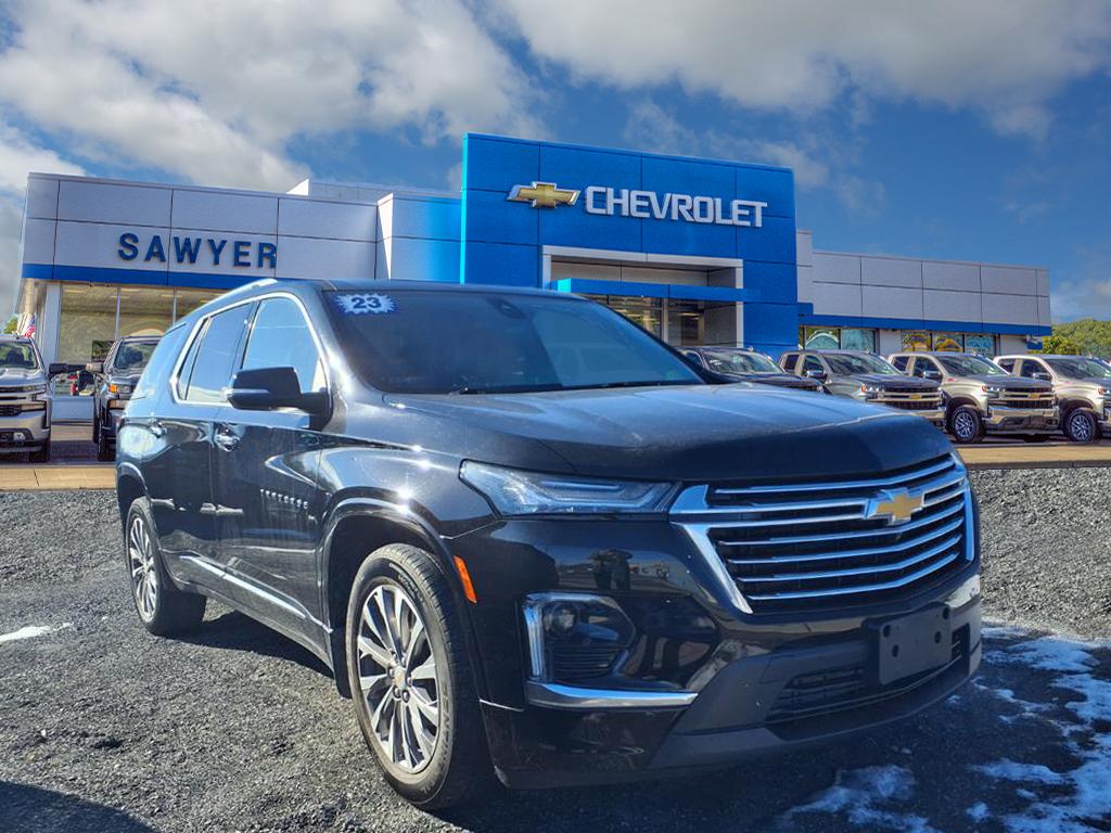 2023 Chevrolet Traverse Premier's photo