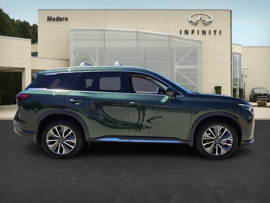 2026 Infiniti QX60 Luxe photo 3