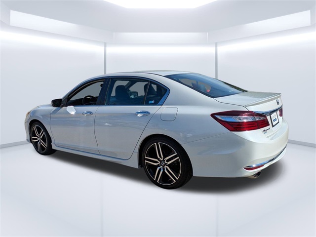 2017 Honda Accord Sport photo 6