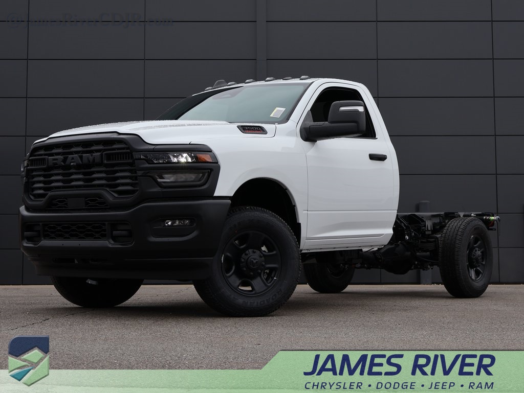 2026 RAM Ram 3500 Chassis Cab Tradesman's photo