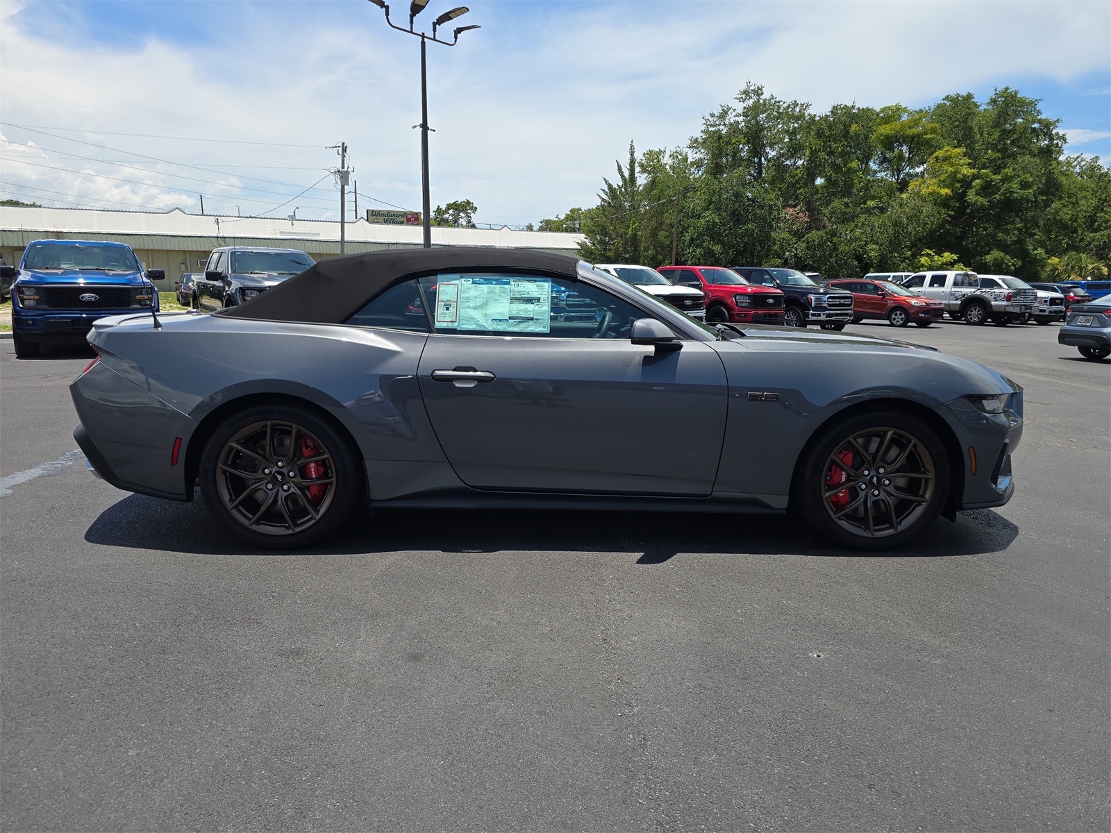 2025 Ford Mustang GT Premium photo 3