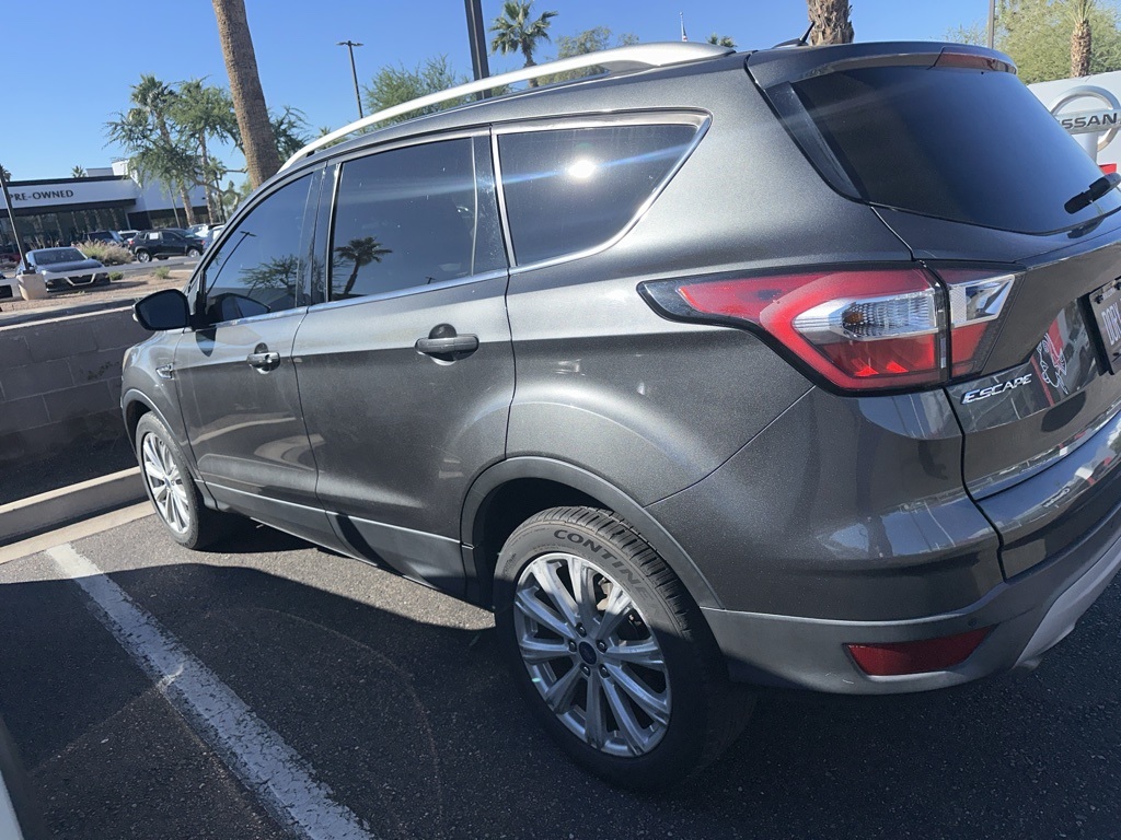 2017 Ford Escape Titanium photo 4