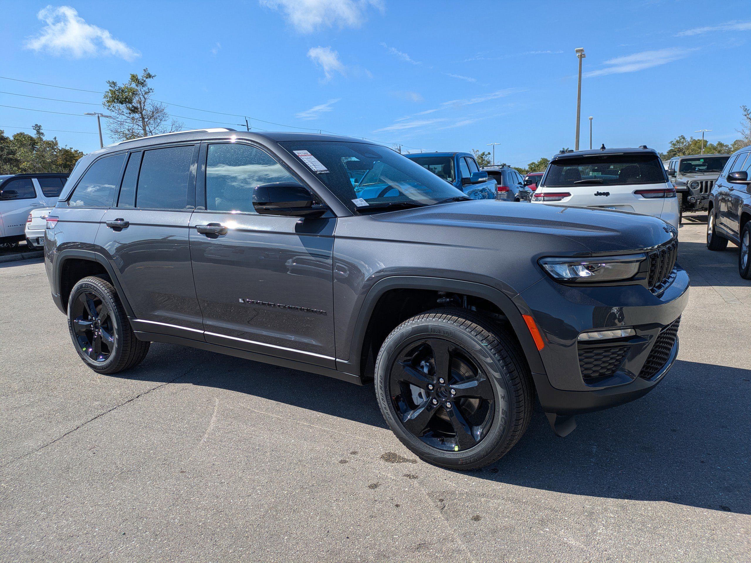 2025 Jeep Grand Cherokee Limited's photo