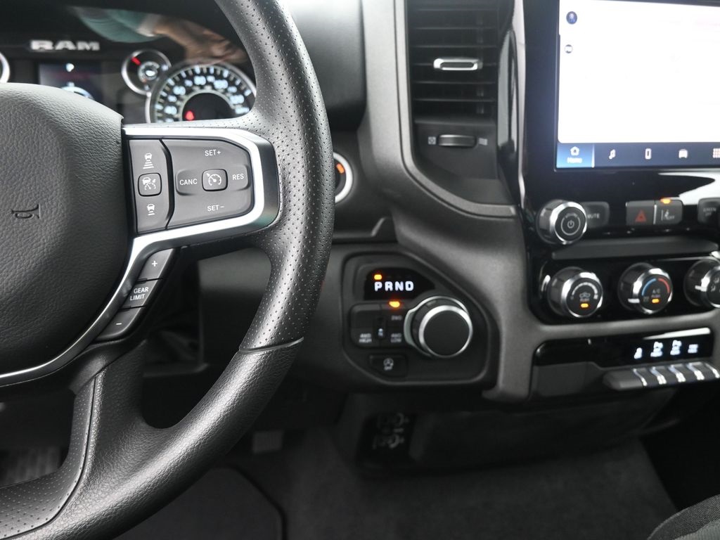 2025 Ram 1500 Tradesman photo 25