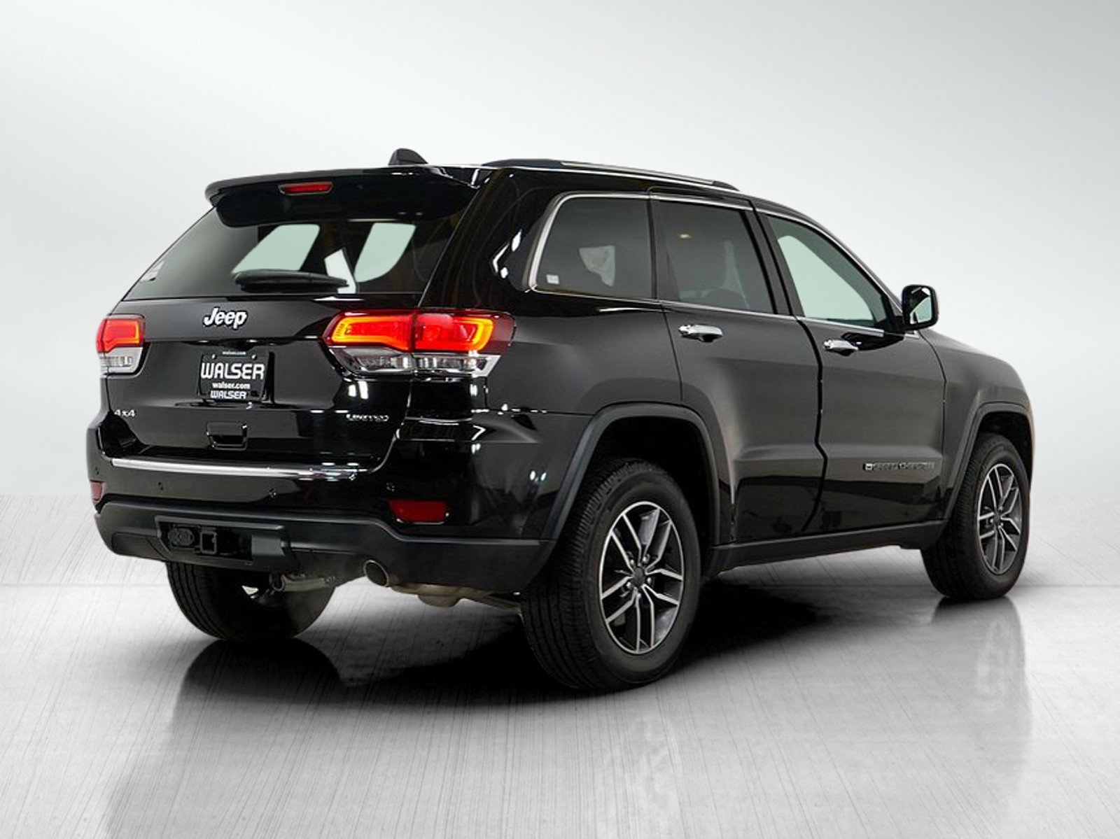 2022 Jeep Cherokee Limited photo 2